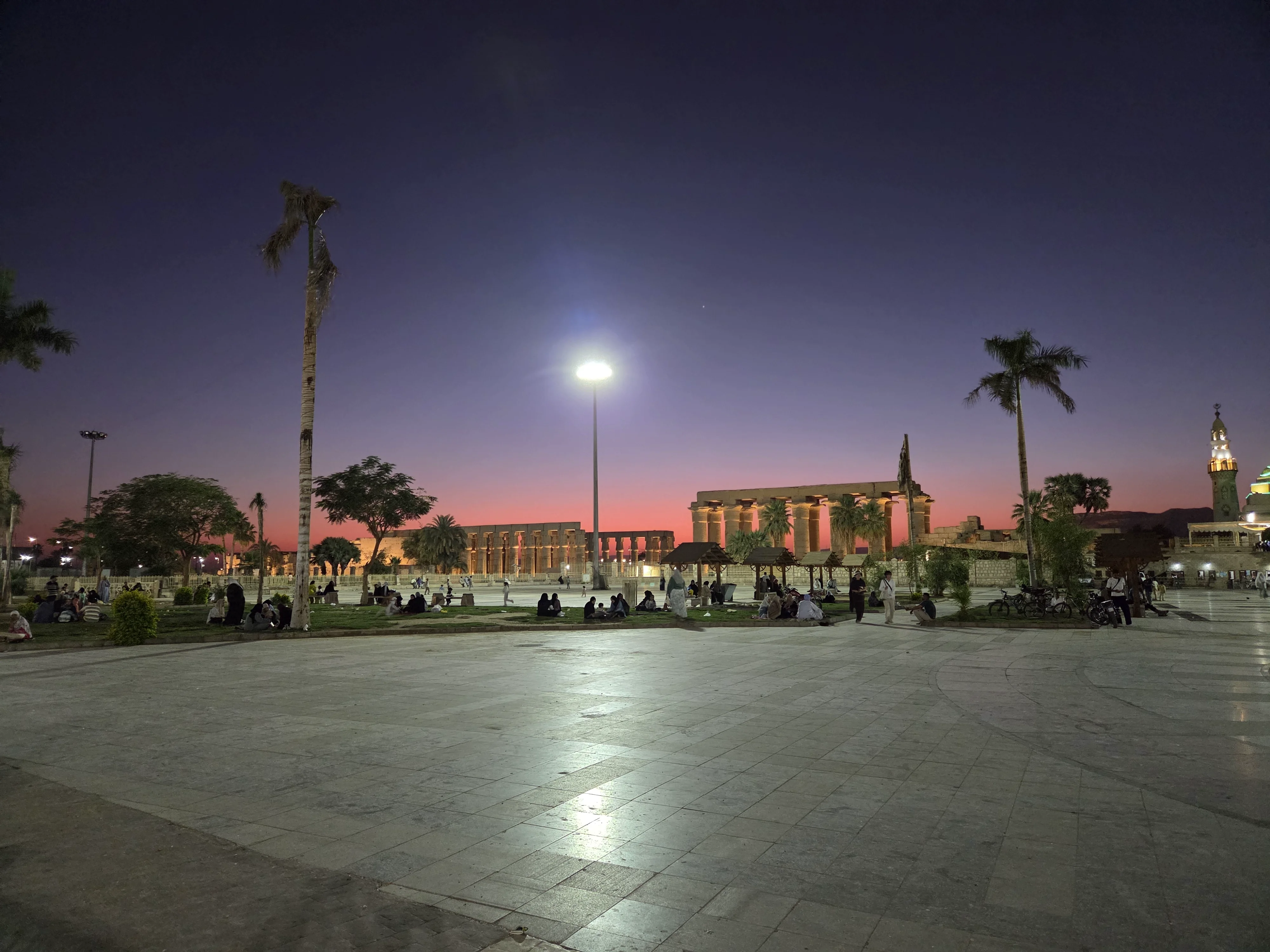 Temple de Louxor de nuit